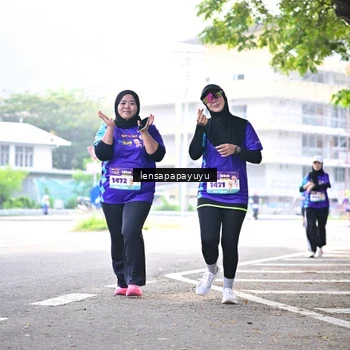 Runner Photo 8359175