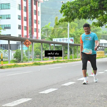 Runner Photo 8359193