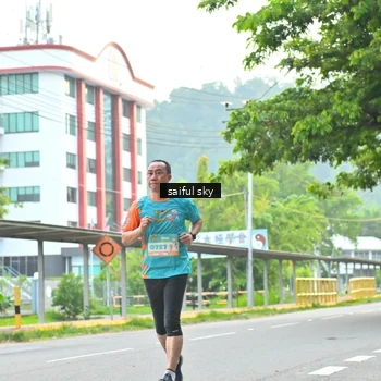 Runner Photo 8359242