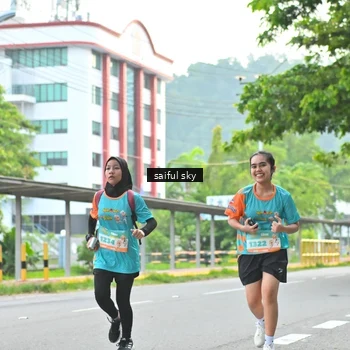 Runner Photo 8359244