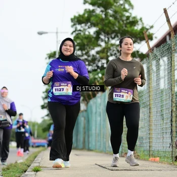 Runner Photo 8359251