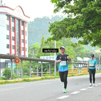 Runner Photo 8359254
