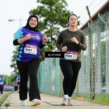 Runner Photo 8359257
