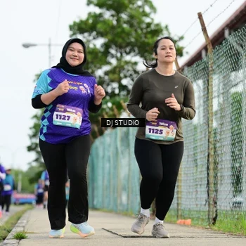 Runner Photo 8359258
