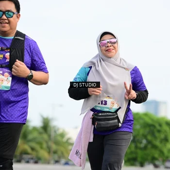 Runner Photo 8359300