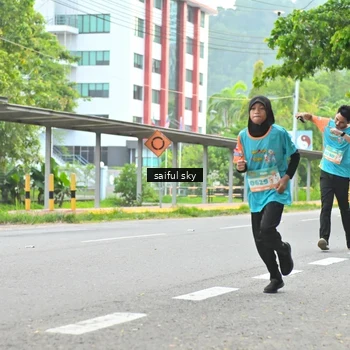 Runner Photo 8359302