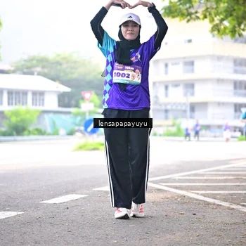 Runner Photo 8359332
