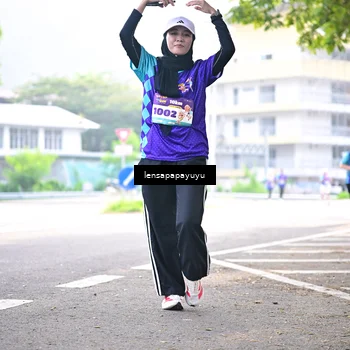 Runner Photo 8359352