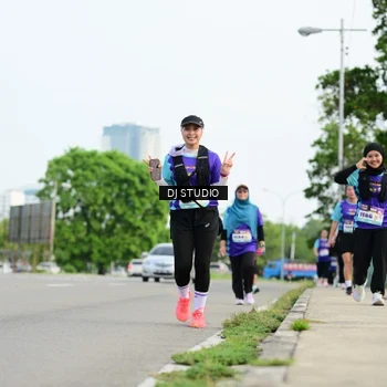 Runner Photo 8359399