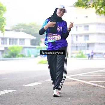 Runner Photo 8359401