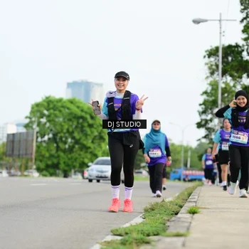 Runner Photo 8359425