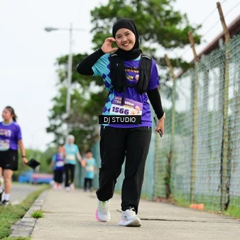 Runner Photo 8359459