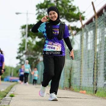 Runner Photo 8359466