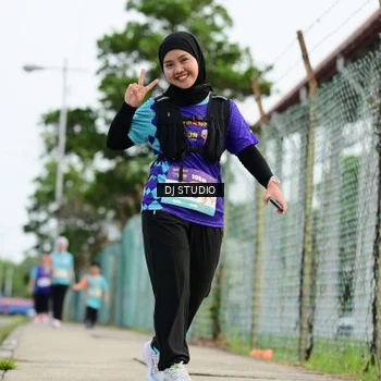 Runner Photo 8359472