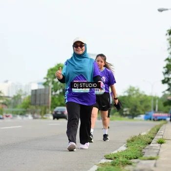 Runner Photo 8359493