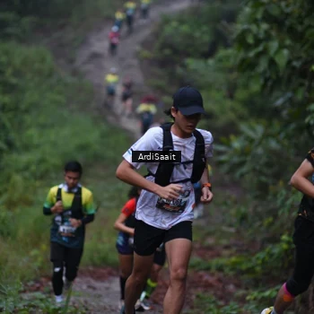 Runner Photo 8359514