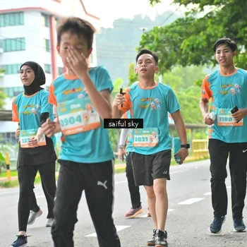 Runner Photo 8359515