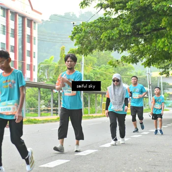 Runner Photo 8359536