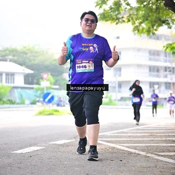 Runner Photo 8359549
