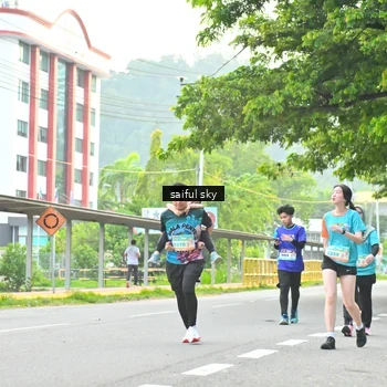 Runner Photo 8359558