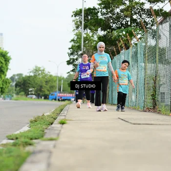 Runner Photo 8359575