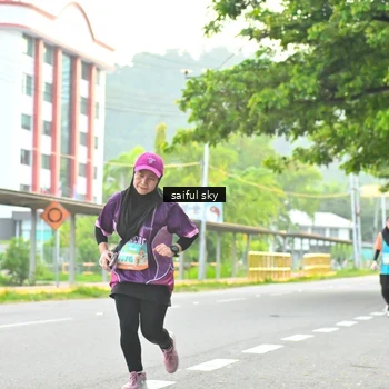 Runner Photo 8359682