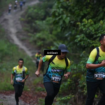 Runner Photo 8359755