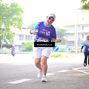 Runner Photo 8359799