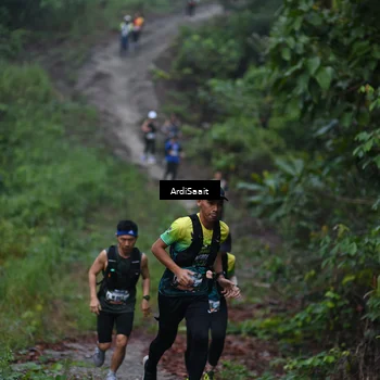 Runner Photo 8359875