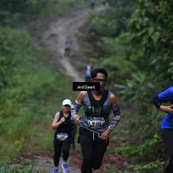 Runner Photo 8360009