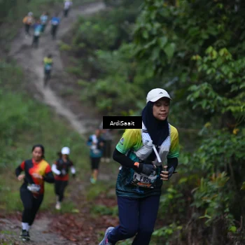 Runner Photo 8360042