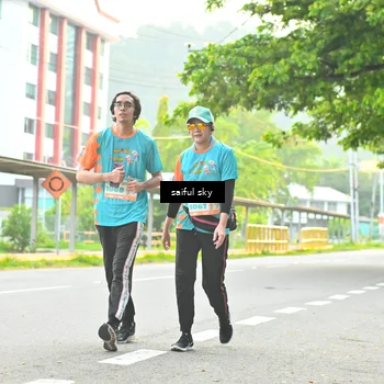 Runner Photo 8360054