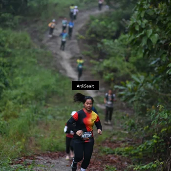 Runner Photo 8360058