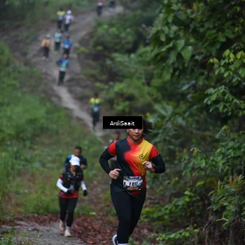Runner Photo 8360073