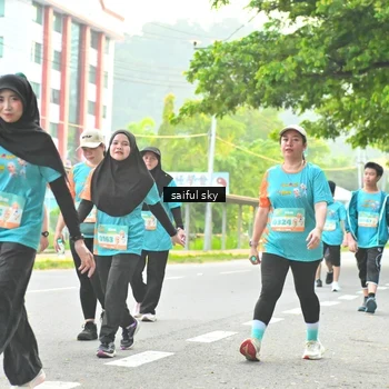 Runner Photo 8360075
