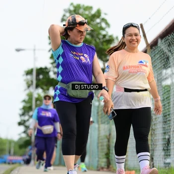 Runner Photo 8360101
