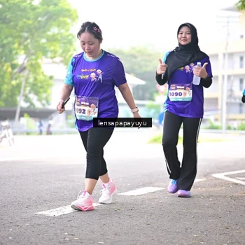 Runner Photo 8360121
