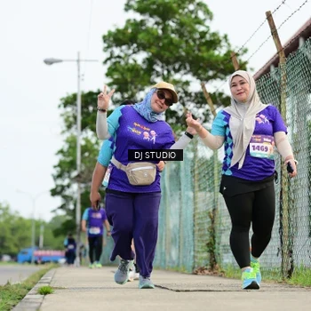 Runner Photo 8360159