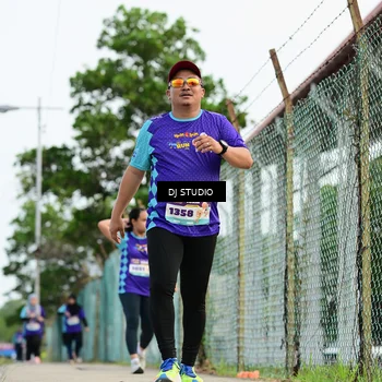 Runner Photo 8360219