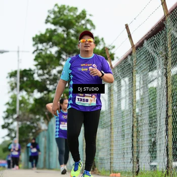 Runner Photo 8360220