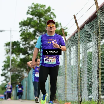 Runner Photo 8360221