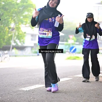 Runner Photo 8360242