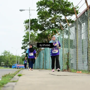 Runner Photo 8360285