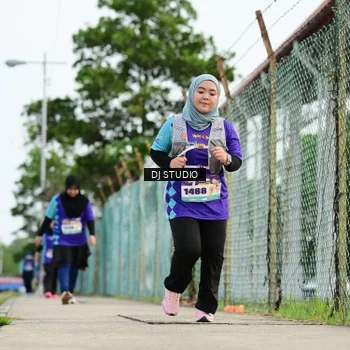 Runner Photo 8360299