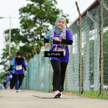 Runner Photo 8360304