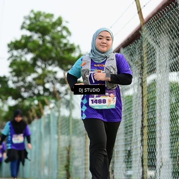 Runner Photo 8360329