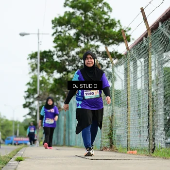 Runner Photo 8360357