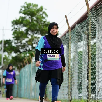 Runner Photo 8360360