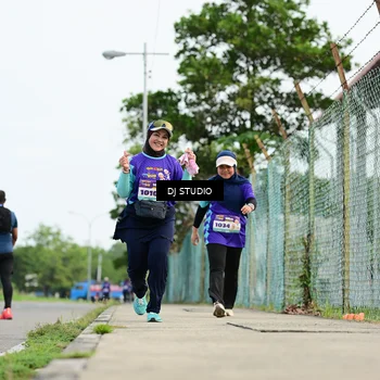 Runner Photo 8360418