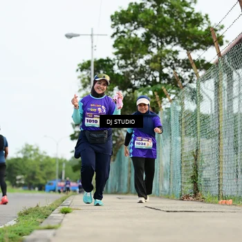 Runner Photo 8360427